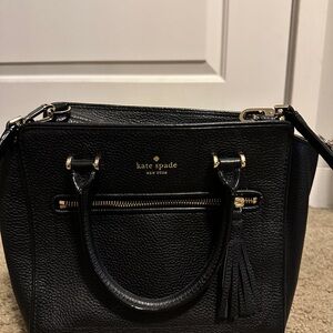 GUC Kate Spade black pebble leather purse